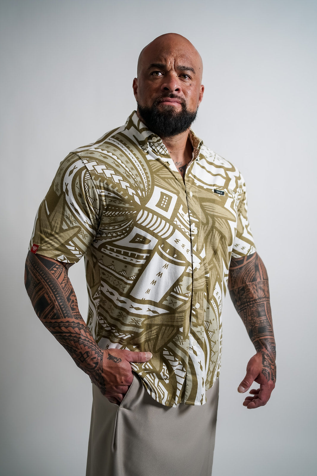 ULA FALA KNIT BUTTON DOWN TANOA SHIRT