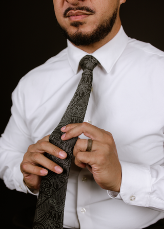 LETI MENS NECK TIE (ALL SALES FINAL)