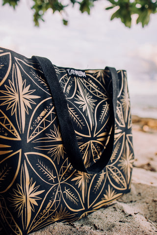 TUSITALA CANVAS BAG