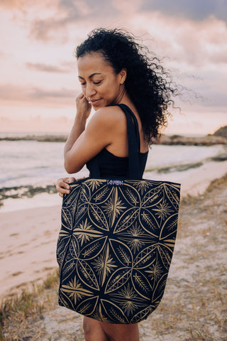 TUSITALA CANVAS BAG
