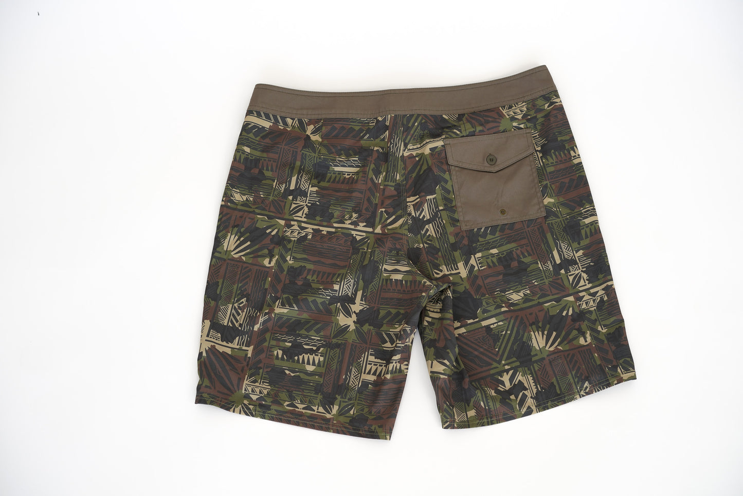 MENS BOARD SHORT-CAMO MBS001 (ALL SALES FINAL)